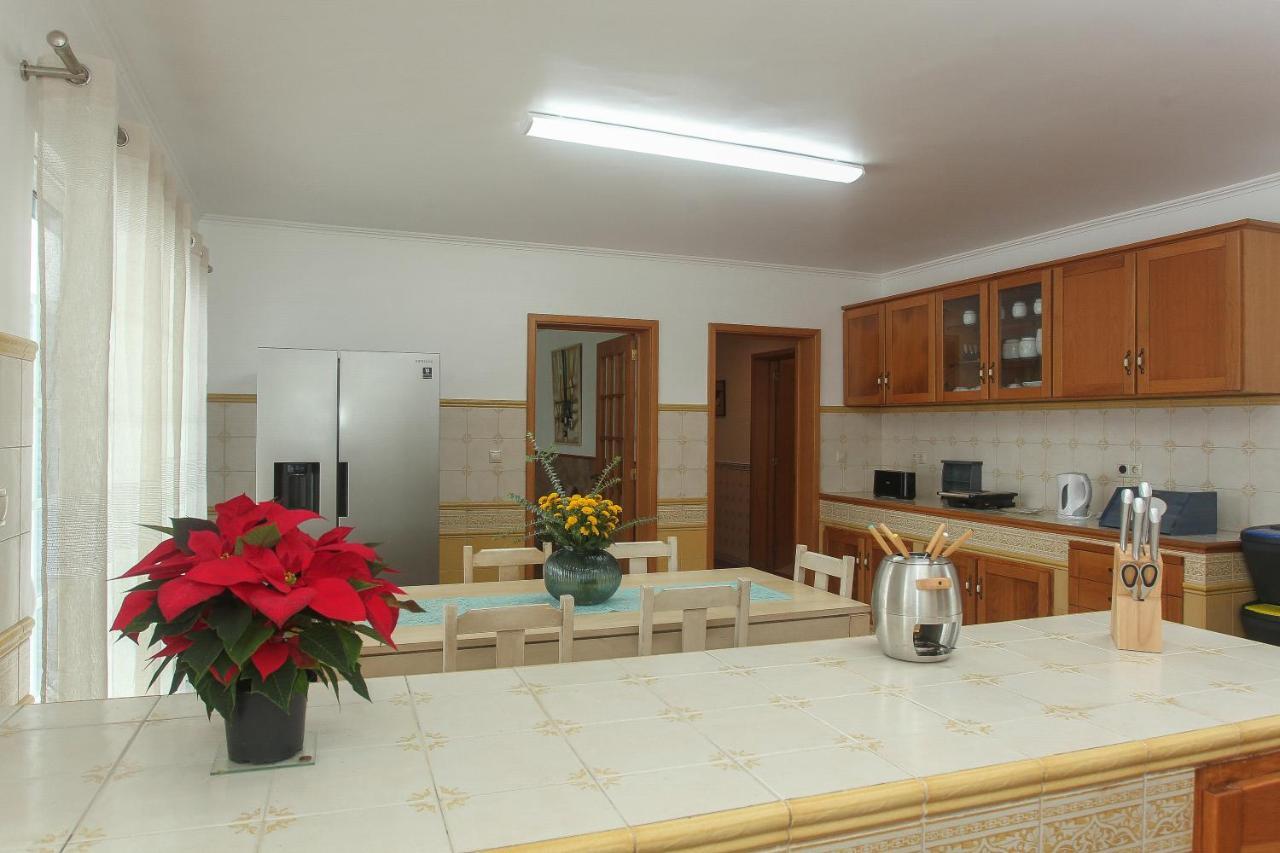 Capelas Blue , Relax & Fun - Up To 14 Guests! Ponta Delgada Eksteriør bilde